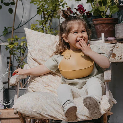 BIBS Slabbetje Overall Mustard - BIBS - Babywinkel - 5713795204540