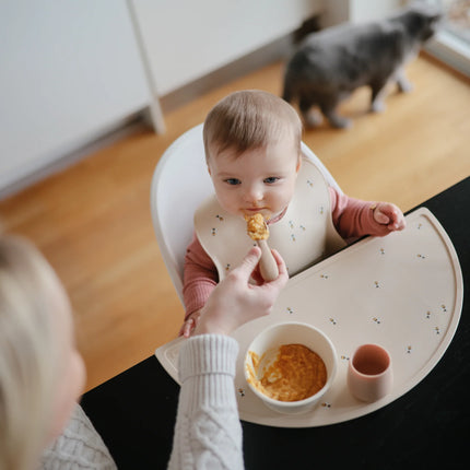 Mushie Baby Tablett Silikon Elfenbein